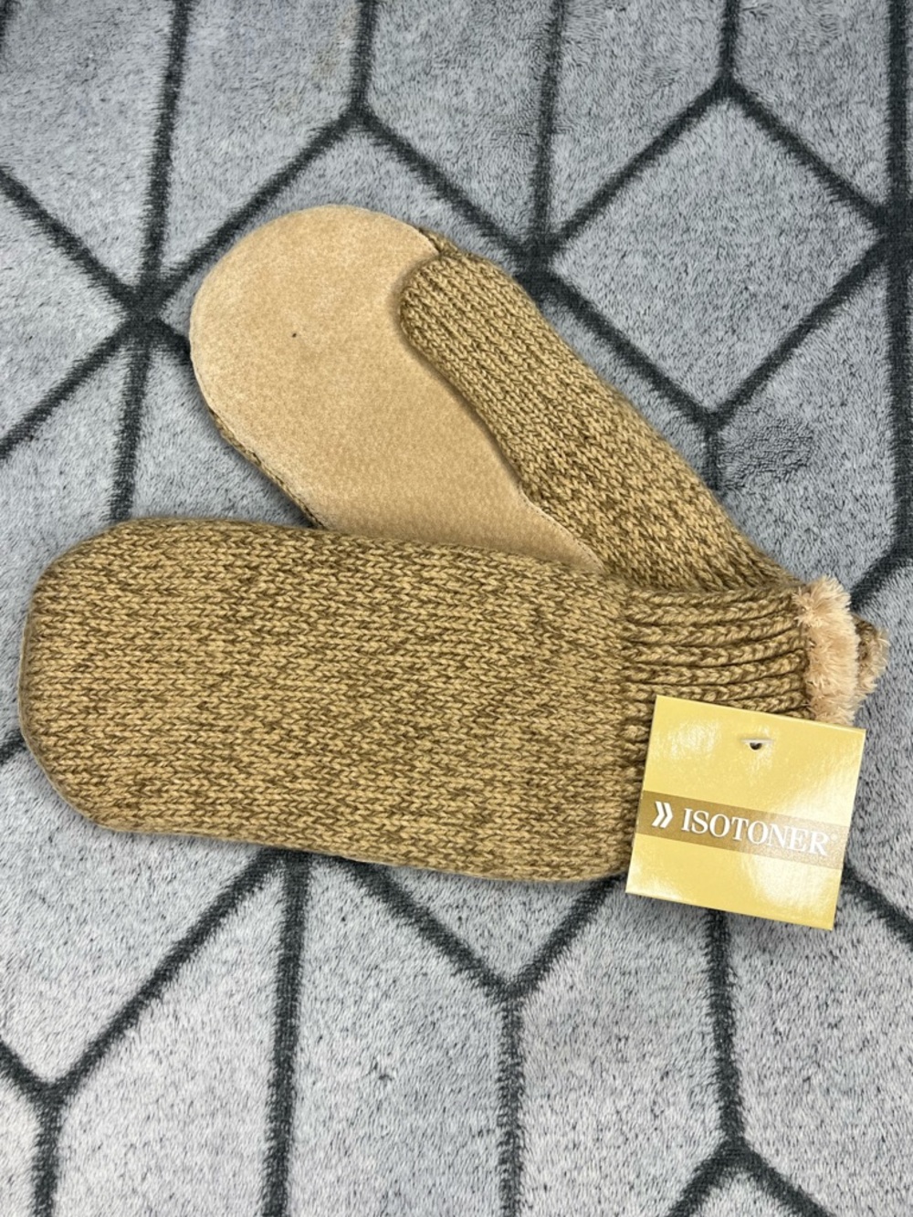 Isotoner Knit Heathered Tan Camel Mittens w Faux Fur Cuff NWT
